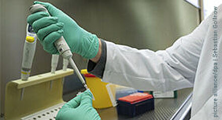 Mutationen des Coronavirus werden im Labor untersucht